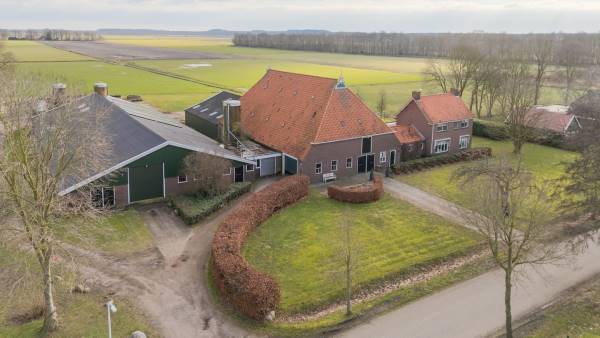 Agrarisch bedrijf Zuideinde 33 Fochteloo