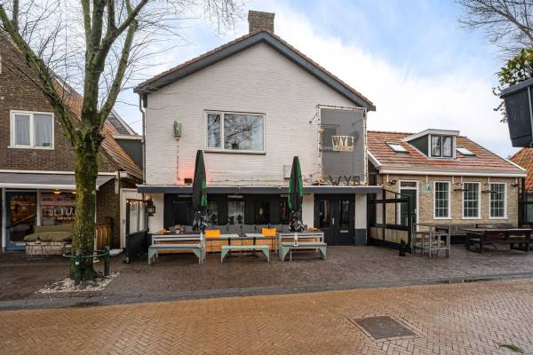 Horecagelegenheid Oosterburen 11 Midsland