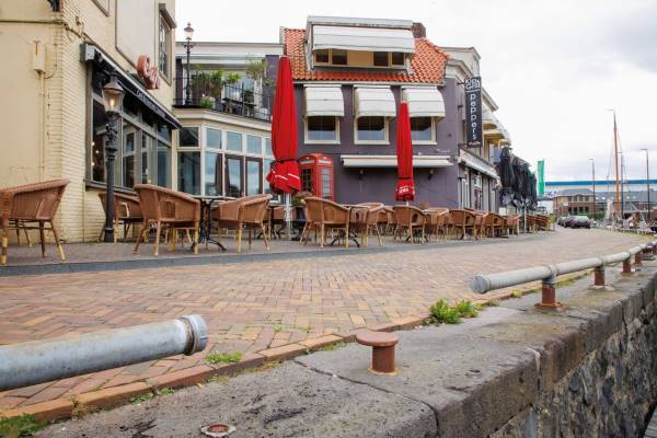 Horecagelegenheid Emmakade 1 Lemmer