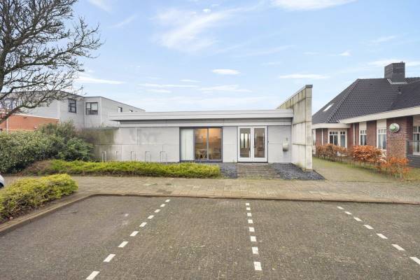 Kantoorruimte meester Daarnhouwerstraat 5 Julianadorp