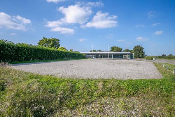 Verhard buitenterrein Zwolseweg 80-a Heerde