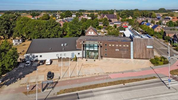 Bedrijfsruimte Kapelstraat 2 Lomm