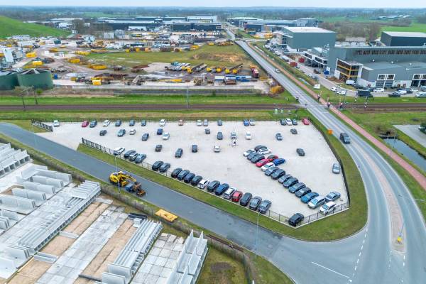 Verhard buitenterrein Grote Bosweg Barneveld