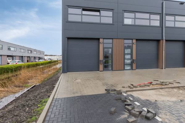 Bedrijfsruimte Chemieweg 201 Uithoorn