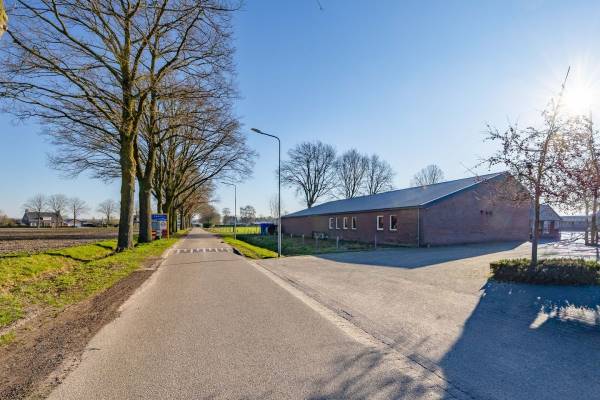 Bedrijfsruimte Blankenberg 1-A Leunen