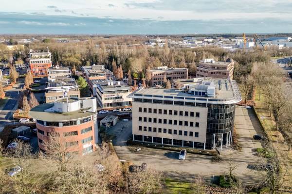 Kantoorruimte Hoevestein 20- 22 Oosterhout (NB)