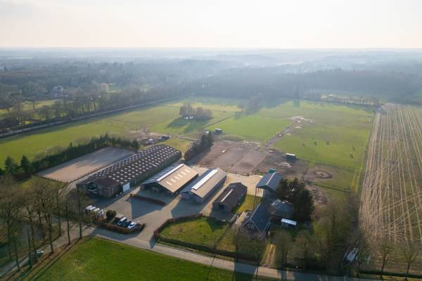 Agrarisch bedrijf Hertenkampsweg 1 Vaassen