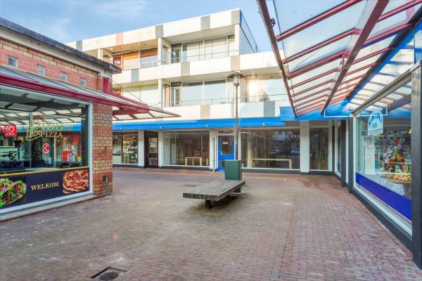 Winkelruimte Raadhuisplein 37 Lekkerkerk