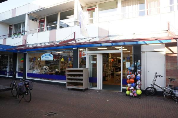 Winkelruimte Raadhuisplein 45 Lekkerkerk