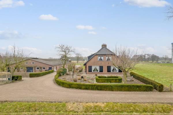 Agrarisch bedrijf Velkemeensedijk 25 Kootwijkerbroek