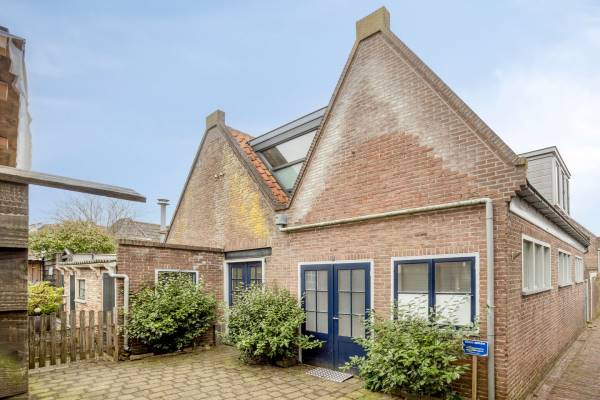 Bedrijfsruimte Kalversteeg 3 Monnickendam