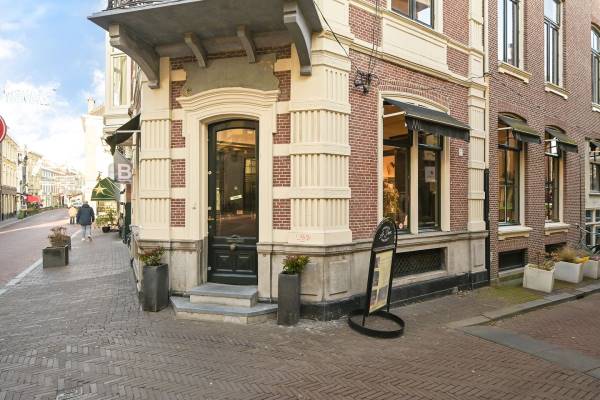 Winkelruimte Denneweg 1 Den Haag