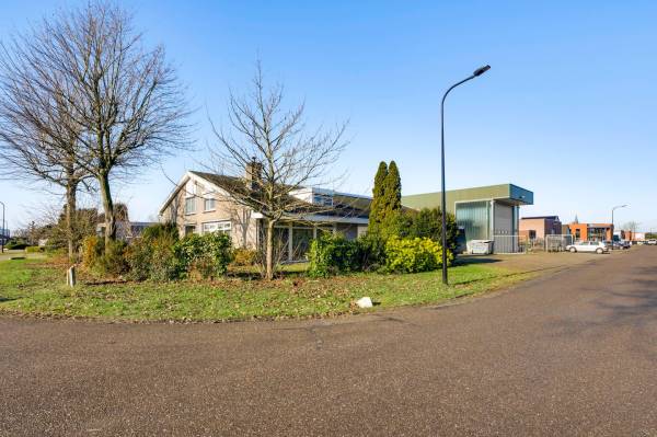 Bedrijfsruimte Pannenweg 258 Nederweert