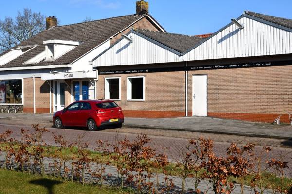 Winkelruimte Dorpsstraat 10-A Nieuw-Roden