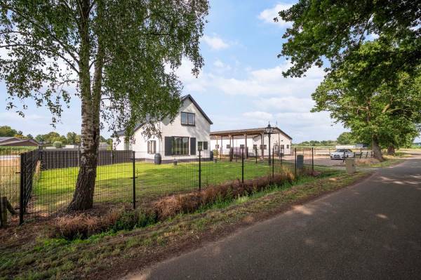 Bedrijfsruimte Scherpenberg 51 Klarenbeek (Gem. Apeldoorn)