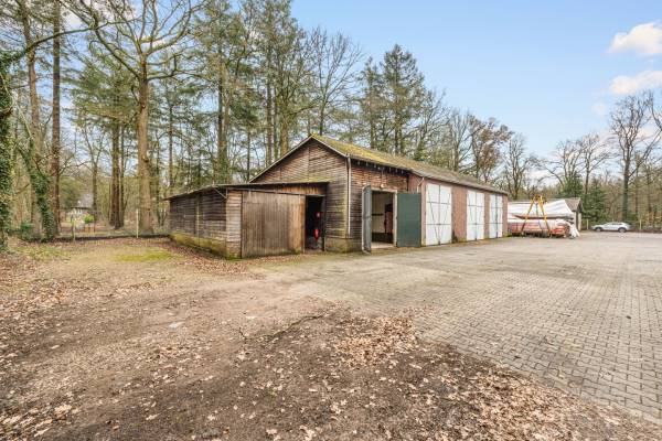 Bedrijfsruimte Grevenhout 13 Uddel