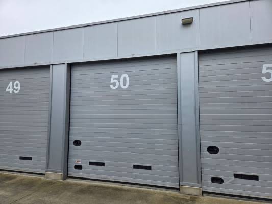 Bedrijfsruimte Honderdland 330 Maasdijk