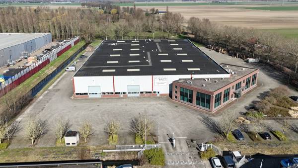 Bedrijfsruimte Christiaan Huygensstraat 41 Strijen