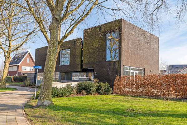 Kantoorruimte Dillenburgstraat 2 Drunen