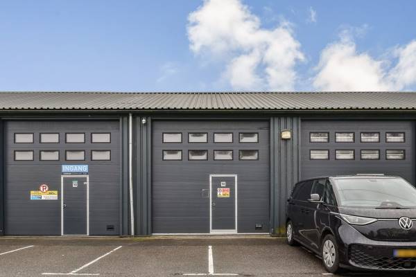 Bedrijfsruimte Zuideinde 74-E Landsmeer