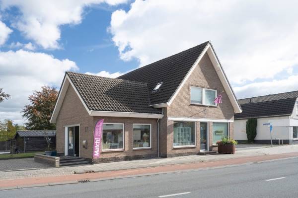 Winkelruimte Eerbeekseweg 37 Loenen