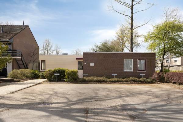 Maatschappelijk vastgoed Zuidlaarderbrink 8 Emmen