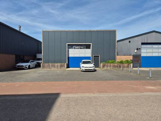 Bedrijfsruimte Ambachtsstraat 4-A Hardinxveld-Giessendam