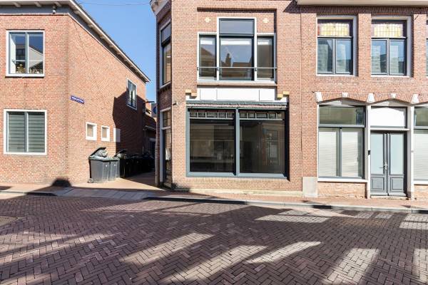 Winkelruimte Oude Koemarkt 10 Sneek