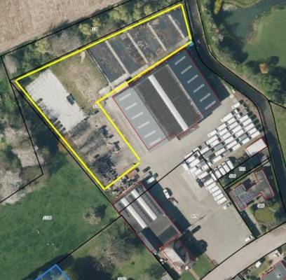 Verhard buitenterrein Hoofdstraat 157-a Herveld