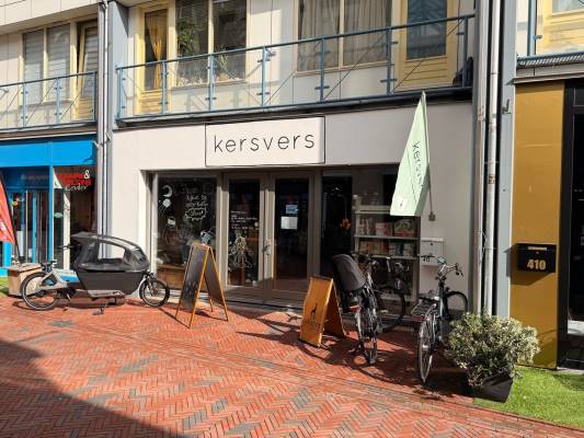 Winkelruimte Raadhuisstraat 412 Alphen aan den Rijn