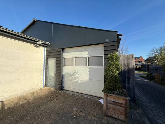 Bedrijfsruimte Kerkstraat 104 Sprang-Capelle