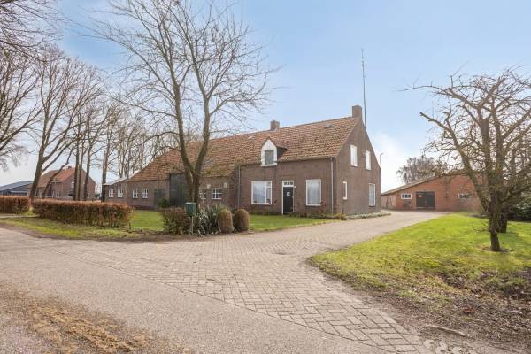 Agrarisch bedrijf Ir van Meelweg 11 Vessem