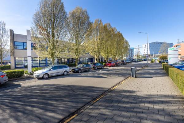 Bedrijfsruimte Freddy van Riemsdijkweg 8 Eindhoven