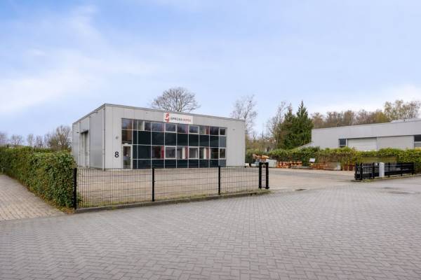 Bedrijfsruimte Broekerenk 8 't Loo Oldebroek