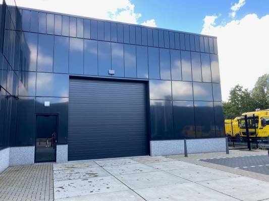 Bedrijfsruimte Ambacht 26 Oostzaan