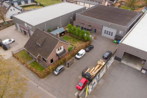 Bedrijfsruimte Van der Heijdenstraat 1 Hilvarenbeek