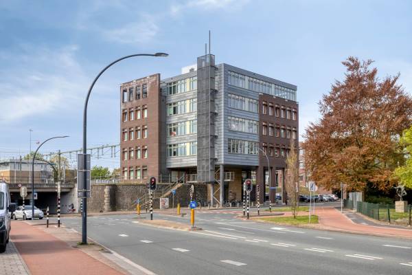 Kantoorruimte Prins Bernhardplantsoen 302 Hengelo (OV)