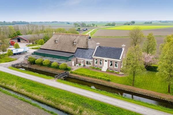 Bedrijfsruimte Medwert 1 Holwert