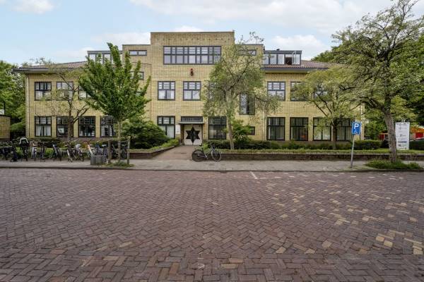 Kantoorruimte Roodenburgerstraat 1-A Leiden