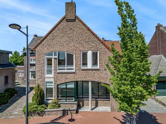 Kantoorruimte Kerkstraat 23 Born