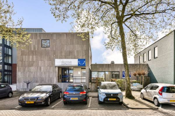 Bedrijfsruimte Middenbaan-Noord 34 Hoogvliet Rotterdam