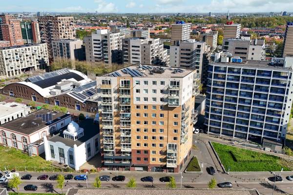 Winkelruimte Waldorpstraat 566 Den Haag