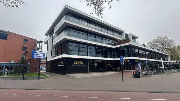 Winkelruimte Pastoor Spieringsstraat 11 Uden