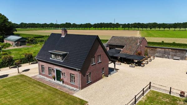Agrarisch bedrijf Bakhuisweg 3-a Posterholt