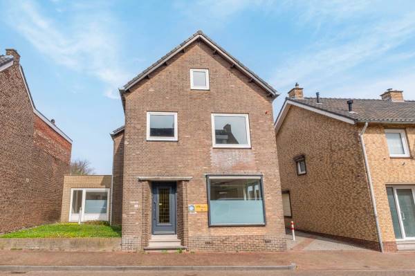 Bedrijfsruimte Spoorstraat 48 Geleen
