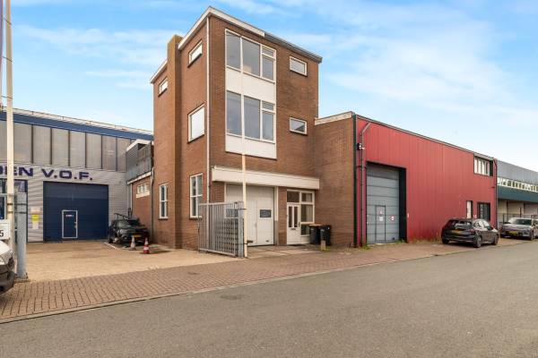 Bedrijfsruimte Bronsstraat 21 IJmuiden