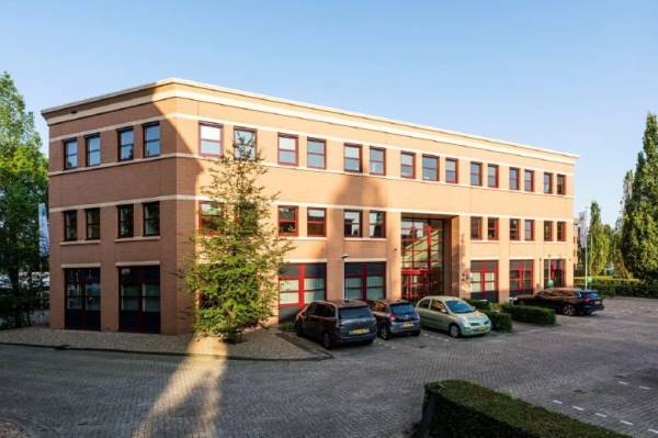 Bedrijfsruimte Hoevestein 24 Oosterhout (NB)