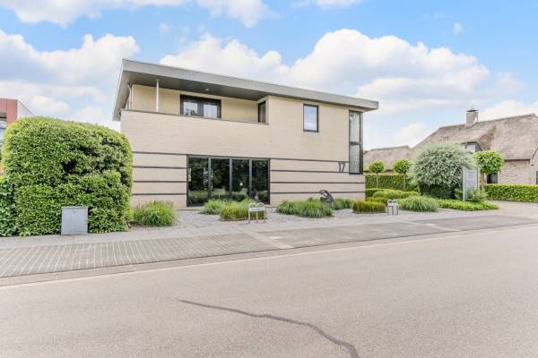 Bedrijfsruimte Laagsteen 19 Breda