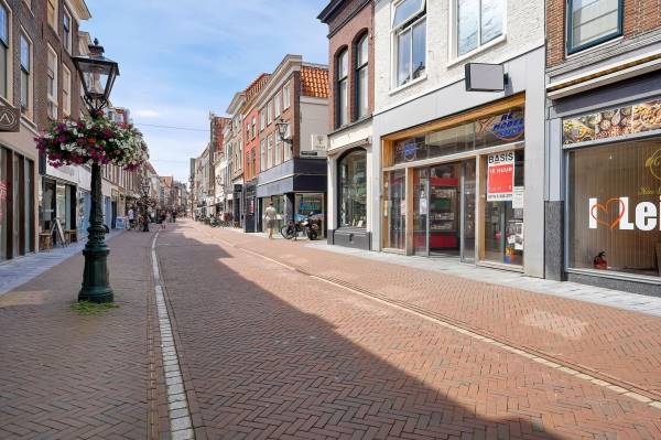 Winkelruimte Haarlemmerstraat 192 Leiden