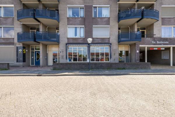 Kantoorruimte Nicolaas Beetsplein 7 Hoogeveen